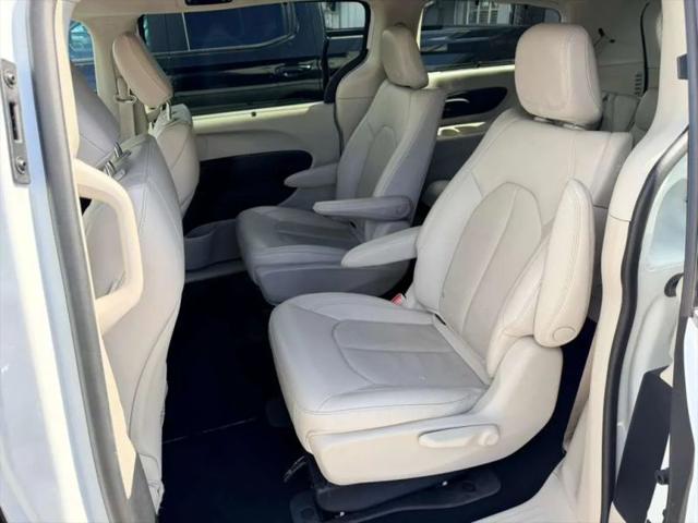 2021 Chrysler Pacifica Hybrid Touring L