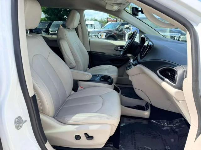 2021 Chrysler Pacifica Hybrid Touring L