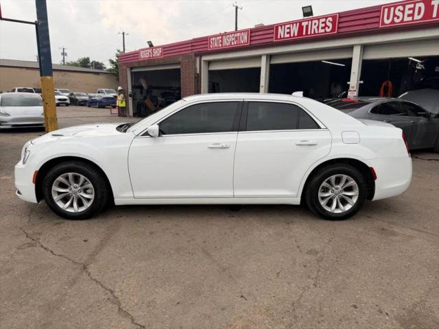 2023 Chrysler 300 Touring