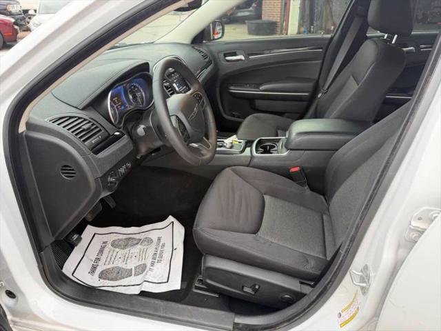 2023 Chrysler 300 Touring