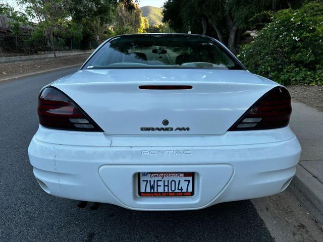 2004 Pontiac Grand Am SE1