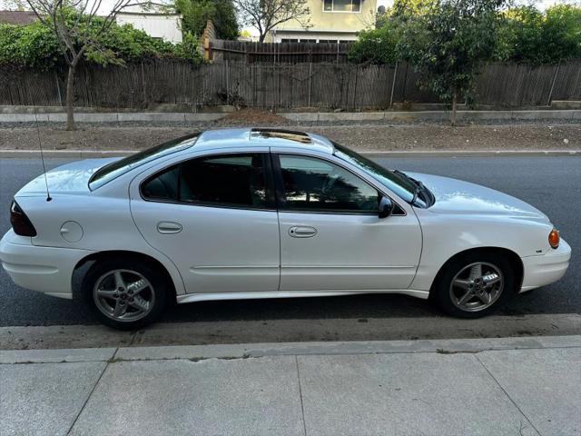 2004 Pontiac Grand Am SE1