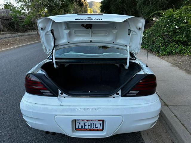 2004 Pontiac Grand Am SE1