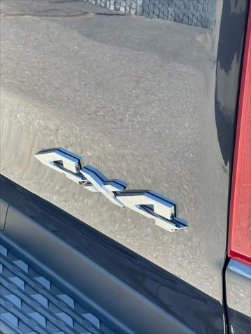 2020 Ram 1500 Laramie Crew Cab 4x4 6'4" Box