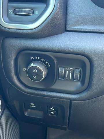 2020 Ram 1500 Laramie Crew Cab 4x4 6'4" Box
