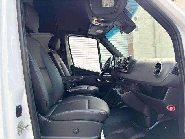 2023 Mercedes-Benz Sprinter 2500 Standard Roof 4-Cyl Diesel