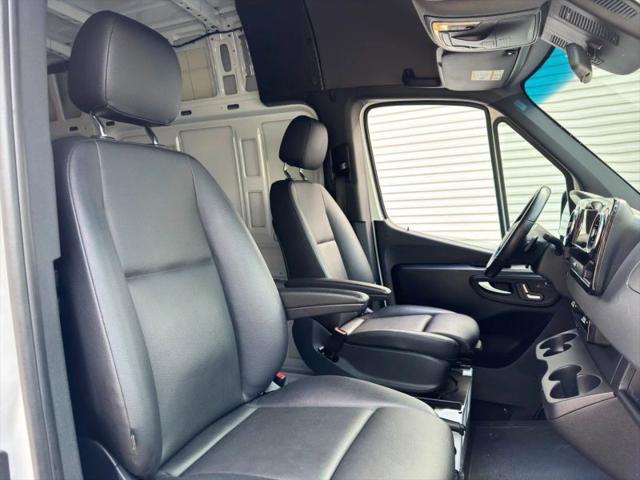 2023 Mercedes-Benz Sprinter 2500 Standard Roof 4-Cyl Diesel