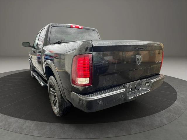2022 Ram 1500 Classic Warlock Crew Cab 4x4 5'7" Box