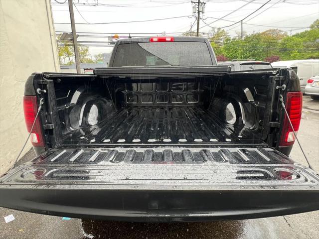 2022 Ram 1500 Classic Warlock Crew Cab 4x4 5'7" Box
