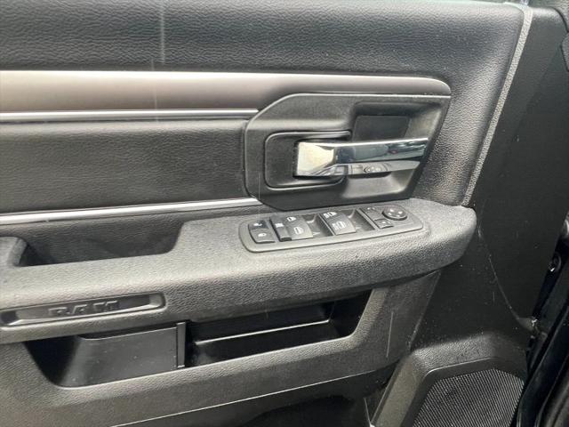 2022 Ram 1500 Classic Warlock Crew Cab 4x4 5'7" Box