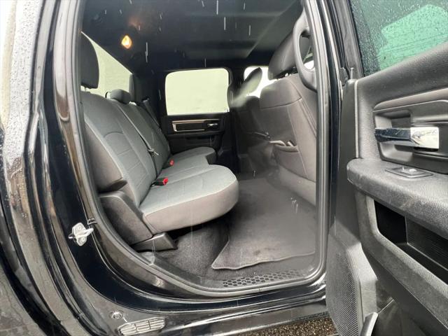 2022 Ram 1500 Classic Warlock Crew Cab 4x4 5'7" Box