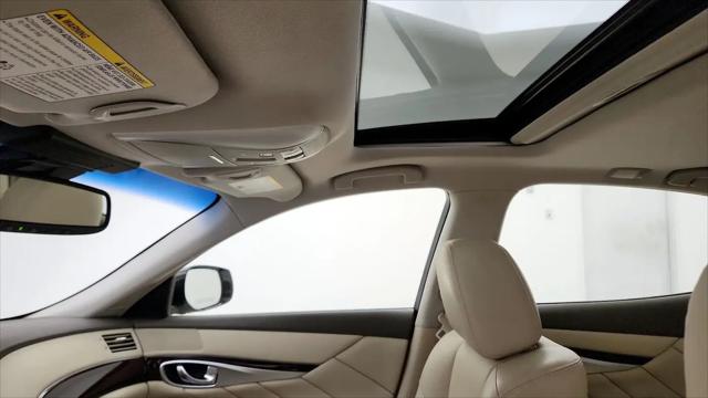 2015 INFINITI Q70 3.7X