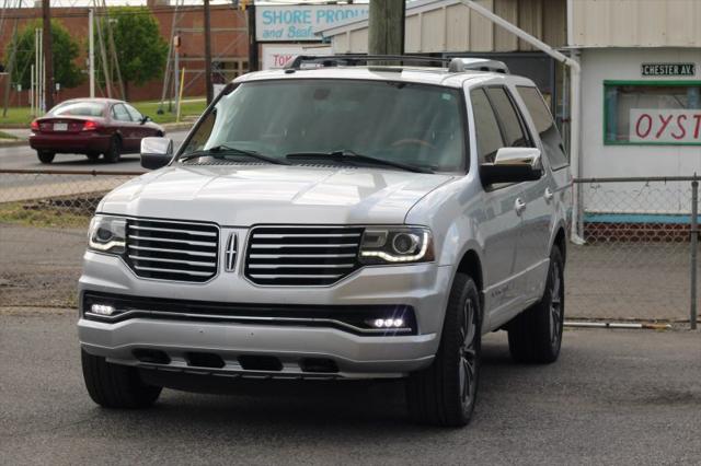 2017 Lincoln Navigator Select