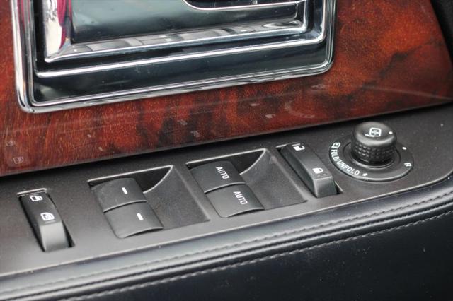 2017 Lincoln Navigator Select