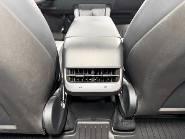 2025 Tesla Model Y Long Range Dual Motor All-Wheel Drive