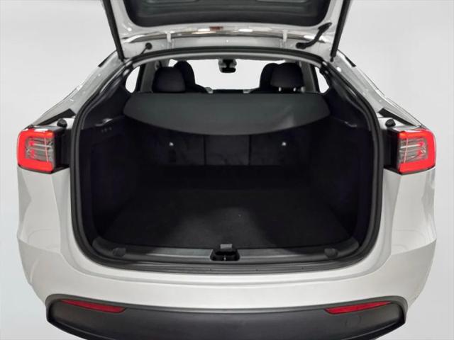 2025 Tesla Model Y Long Range Dual Motor All-Wheel Drive