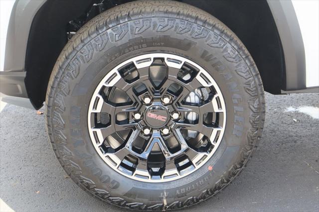 2026 GMC Canyon AT4, 4WD