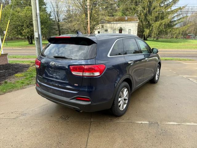 2016 Kia Sorento 2.4L LX