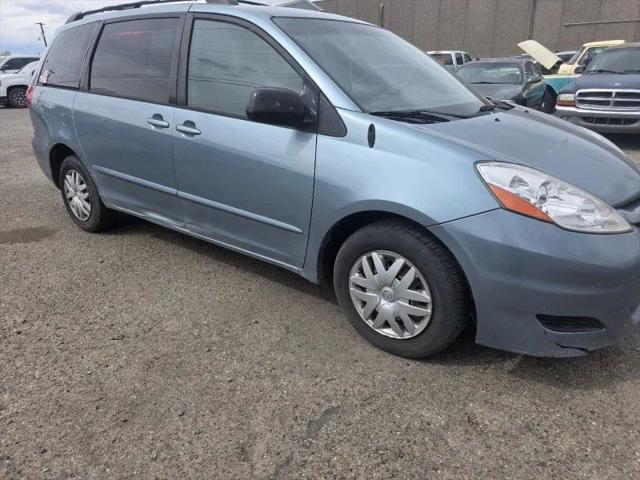 2008 Toyota Sienna LE