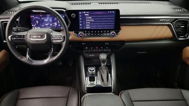 2024 GMC Canyon 4WD AT4