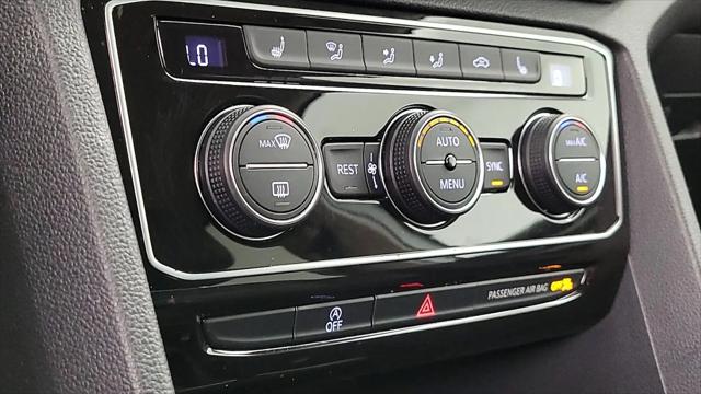 2023 Volkswagen Atlas 2.0T SE w/Technology