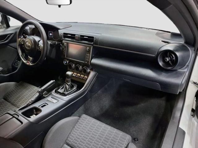 2025 Toyota GR86 Base