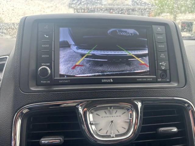2014 Chrysler Town & Country Touring