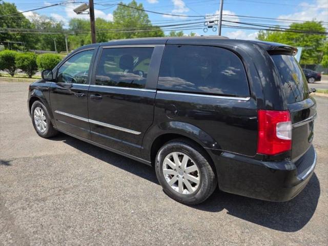 2014 Chrysler Town & Country Touring