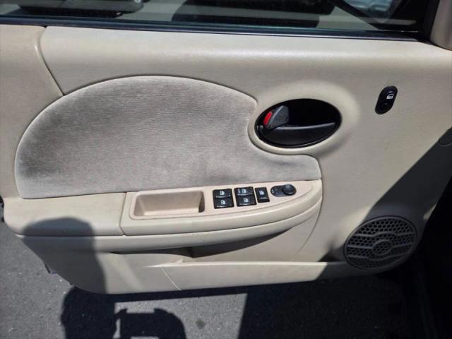 2007 Saturn Ion 3