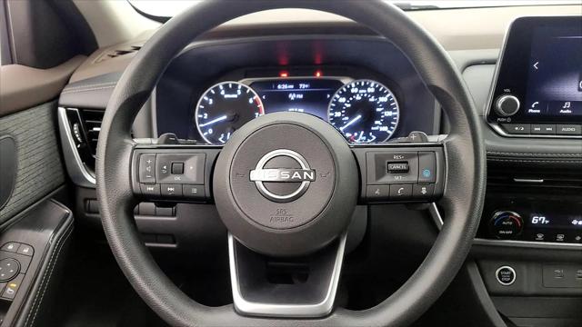 2022 Nissan Rogue SV FWD