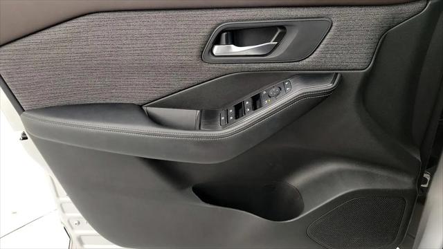 2022 Nissan Rogue SV FWD