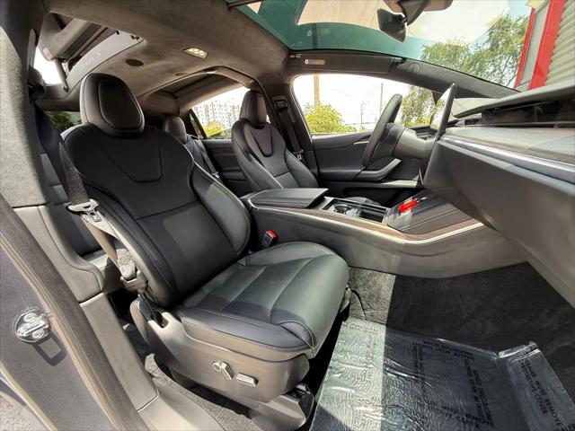 2023 Tesla Model X Standard Range