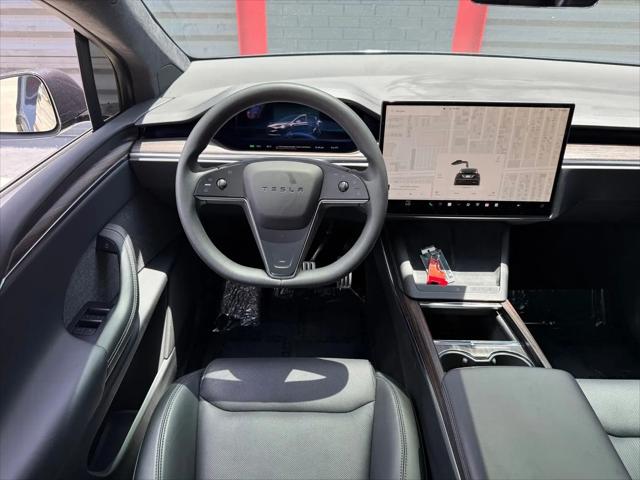 2023 Tesla Model X Standard Range