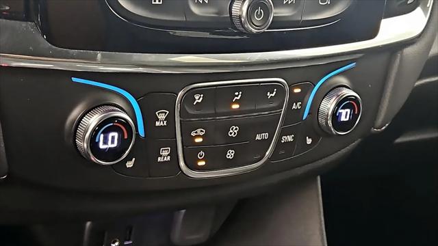 2023 Chevrolet Traverse FWD LT Leather