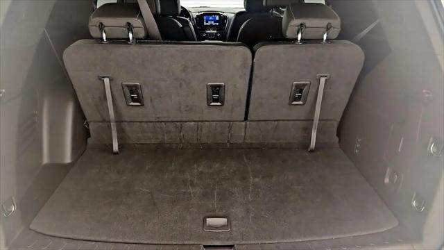 2023 Chevrolet Traverse FWD LT Leather