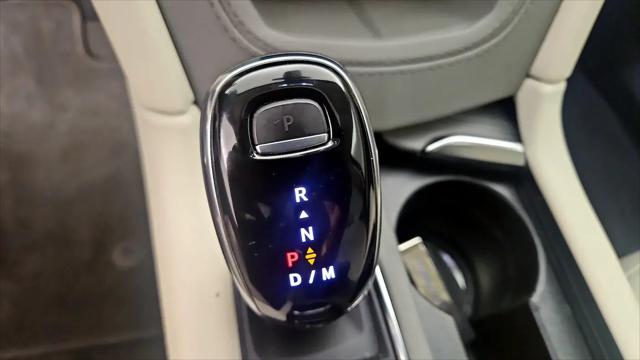 2021 Cadillac XT5 FWD Premium Luxury