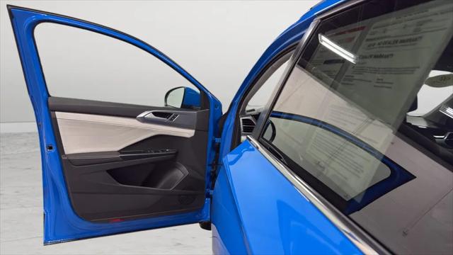 2025 Volkswagen Taos 1.5T SEL