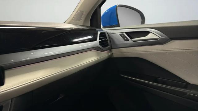 2025 Volkswagen Taos 1.5T SEL