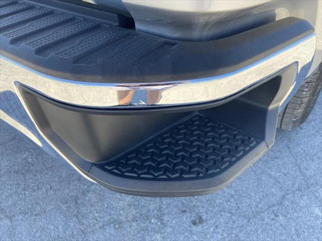 2022 Chevrolet Silverado 1500 4WD Crew Cab Short Bed LT with 2FL