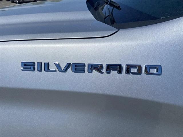 2022 Chevrolet Silverado 1500 4WD Crew Cab Short Bed LT with 2FL