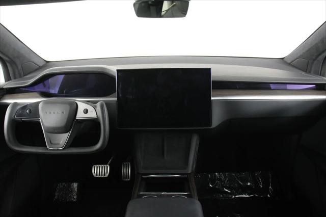 2023 Tesla Model X Standard Range
