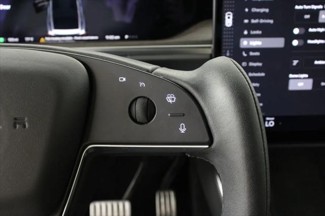 2023 Tesla Model X Standard Range