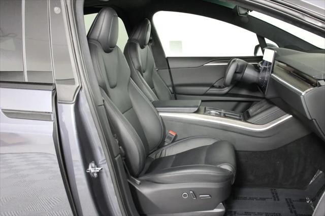 2023 Tesla Model X Standard Range