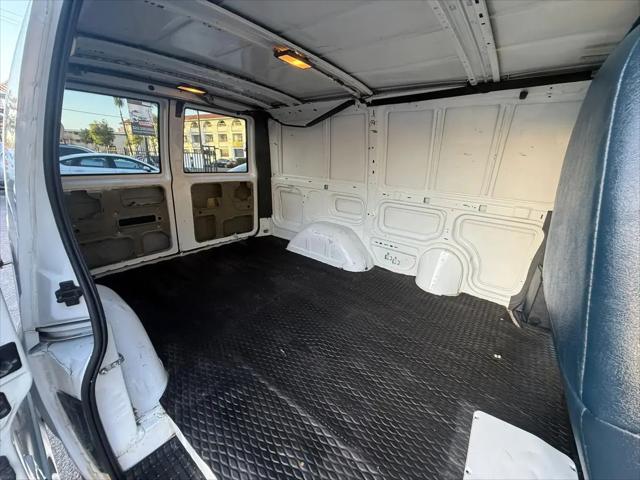 2002 Chevrolet Astro Base