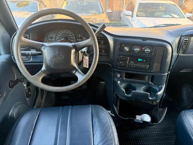 2002 Chevrolet Astro Base