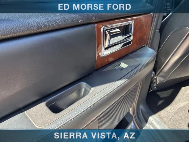 2015 Lincoln Navigator Standard
