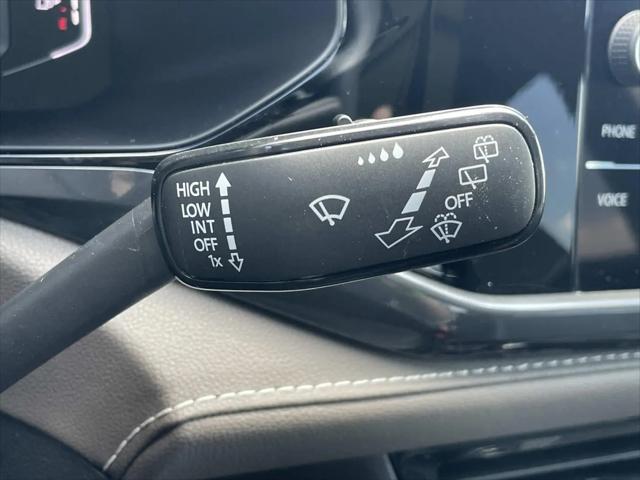 2023 Volkswagen Taos 1.5T SEL