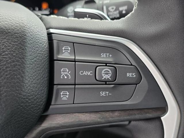 2026 Jeep Grand Cherokee Altitude 4x4