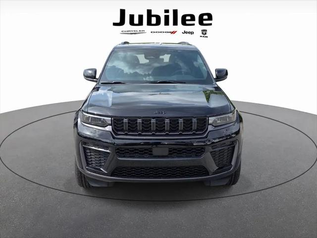 2026 Jeep Grand Cherokee Altitude 4x2