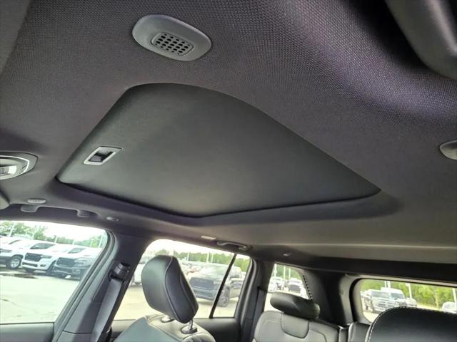 2026 Jeep Grand Cherokee Altitude 4x2